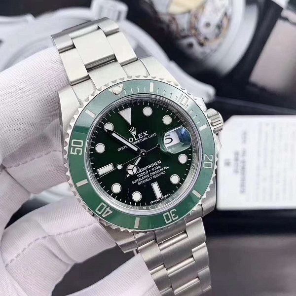 劳力士绿水鬼手表