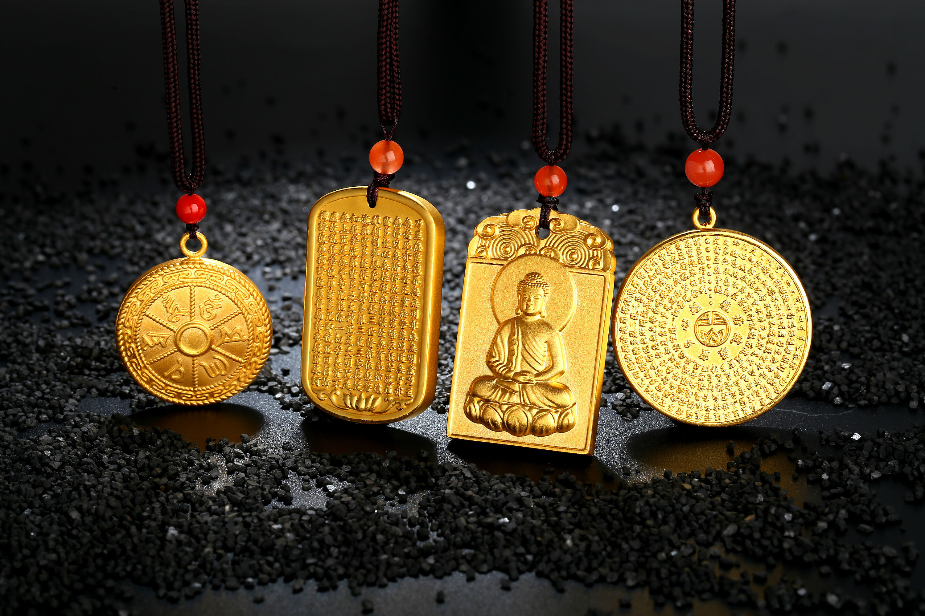 黄金首饰秋冬保养小技巧