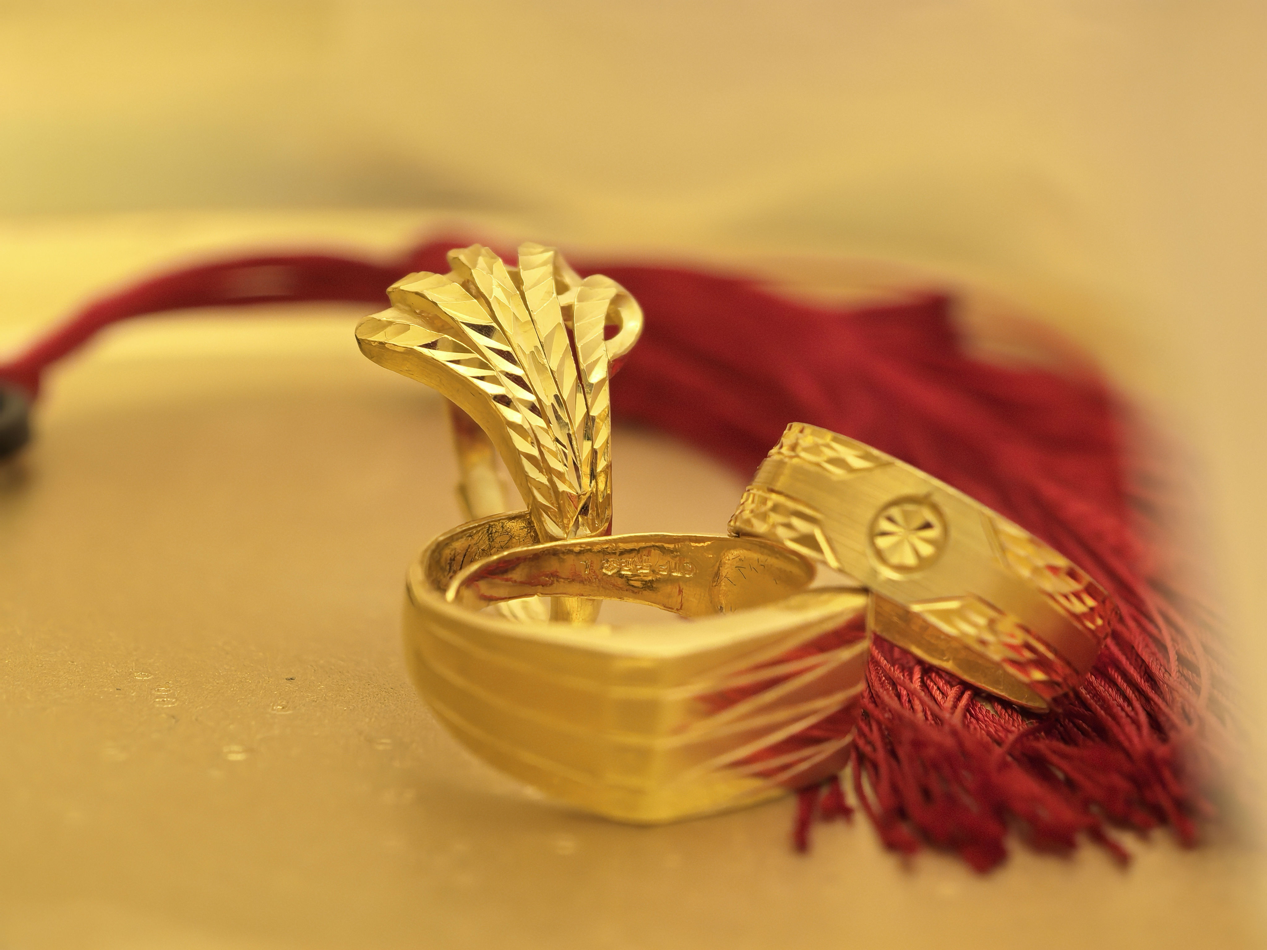 黄金首饰黄金戒指